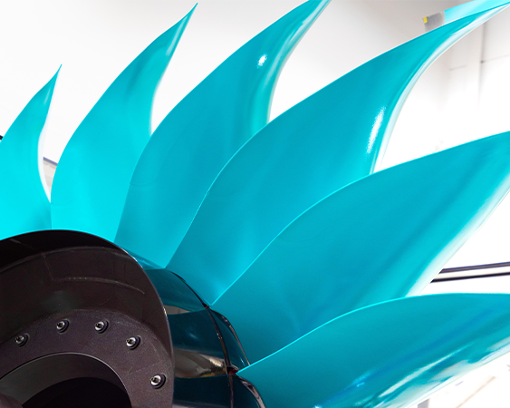 قم بتنزيل التقرير السنوي